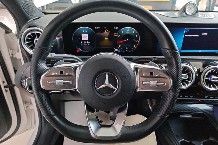 Used Mercedes-Benz A-Class 2020 Restyled A 200 L Sport Sedan Fashion Version
