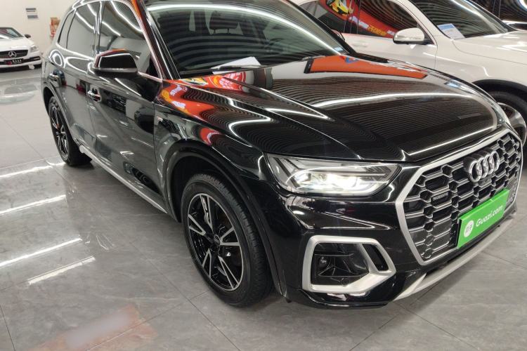 Used Audi Q5L 2022 40T Fashionable and Dynamic Model
