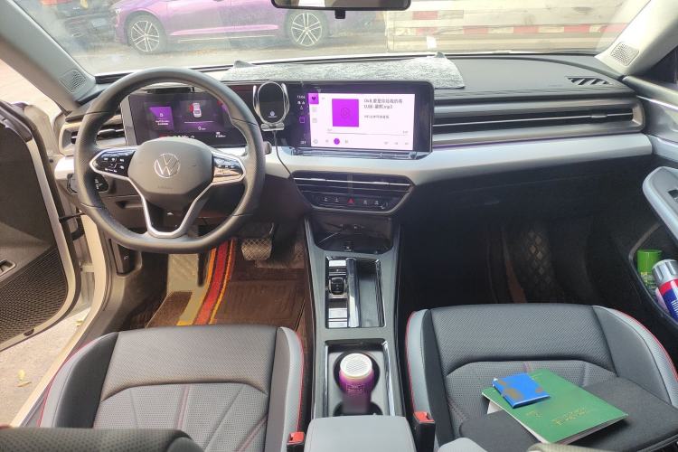 Used Volkswagen Lamando 2022 Lavida L 280TSI DSG Cool & Spicy Edition
