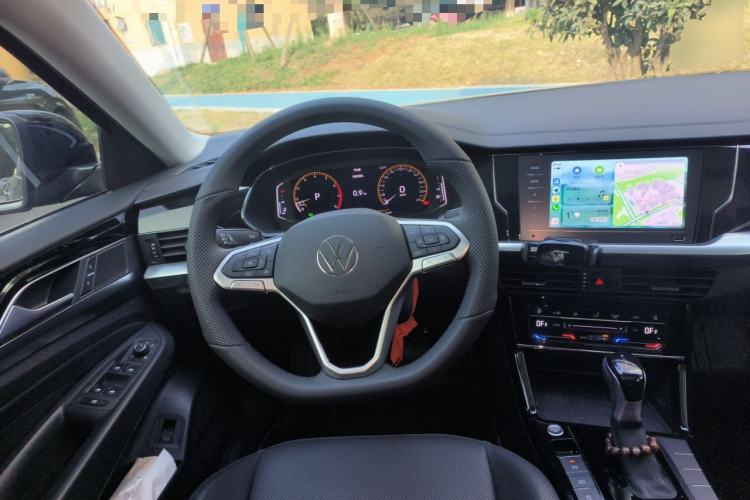 Used Volkswagen Passat 2025 Premium Version 380TSI Dragon Edition
