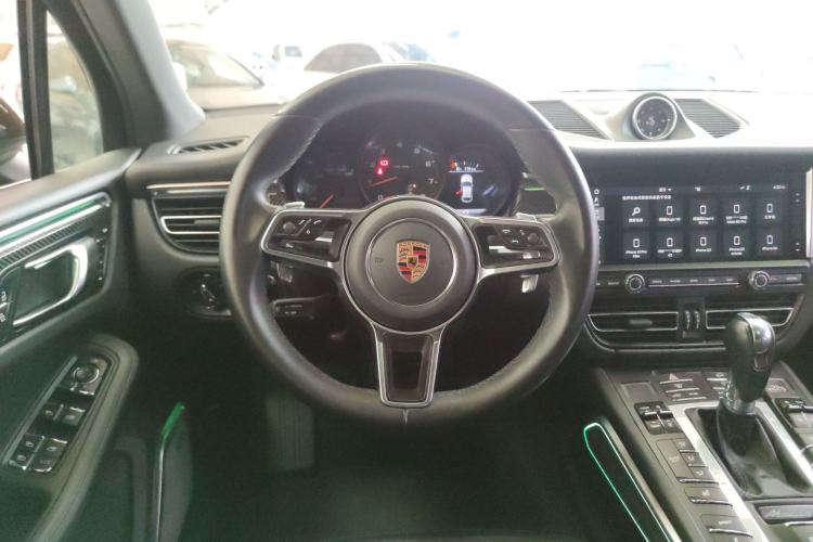 Used Porsche Macan 2018 Macan 2.0T