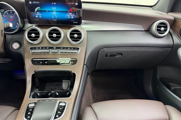 Used Mercedes-Benz GLC 2022 GLC 260 L 4MATIC Luxury Model