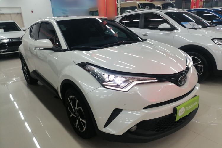 Used Toyota C-HR 2018 2.0L Luxury Sunroof Version China VI Standard
