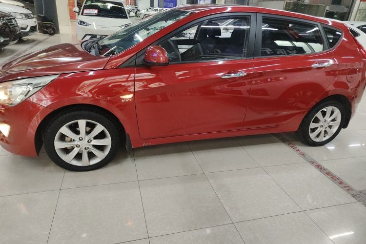 Used Hyundai Verna Ray 2014 1.4L Automatic TOP