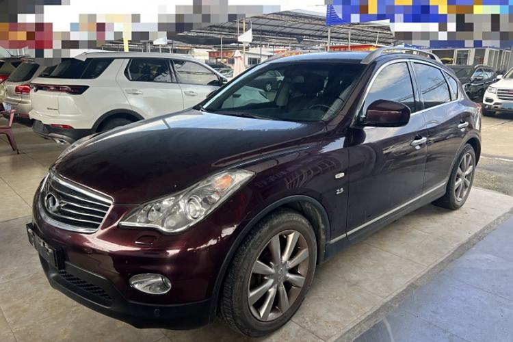 Used Infiniti QX50 2013 2.5L Two-Wheel-Drive Elegant Edition
