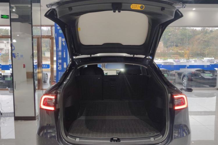 Used Tesla Model Y 2024 Rear-Wheel-Drive Version