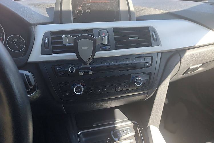 Used BMW 3 Series 2015 320Li Luxury Edition Fashion Model