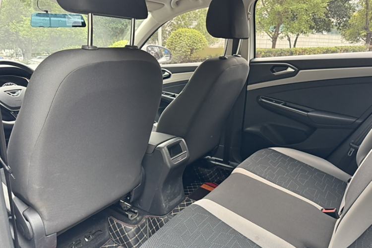 Used Jetta VS5 2023 280TSI Automatic Trend Edition
