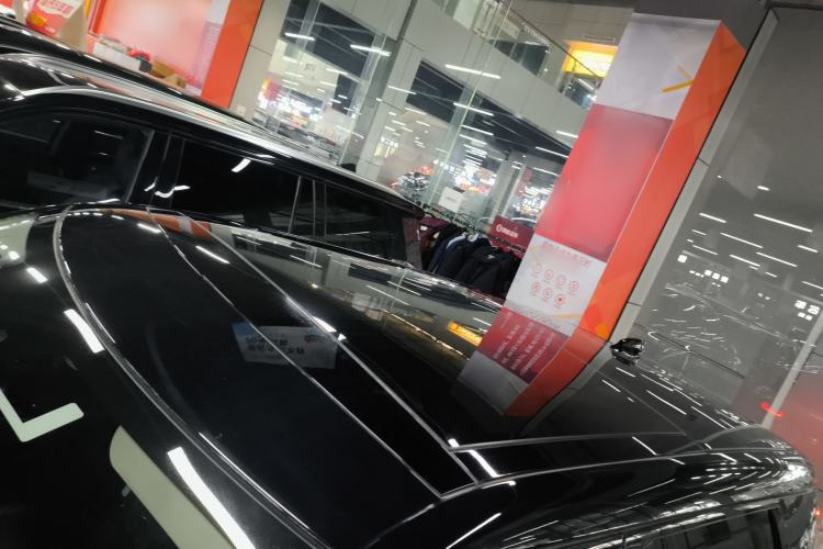 Used Land Rover Range Rover Evoque 2021 Range Rover Velar 249 PS R-Dynamic HSE Luxury Edition