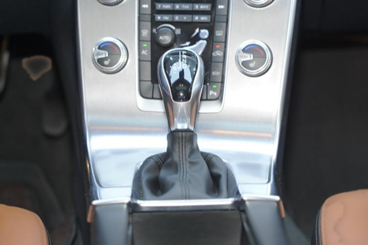 Used Volvo S60 2018 S60L T4 Zhiyuan Edition
