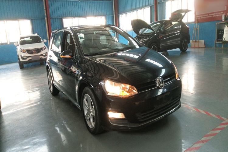 Used Volkswagen Golf 2015 1.6L Automatic Comfort Model
