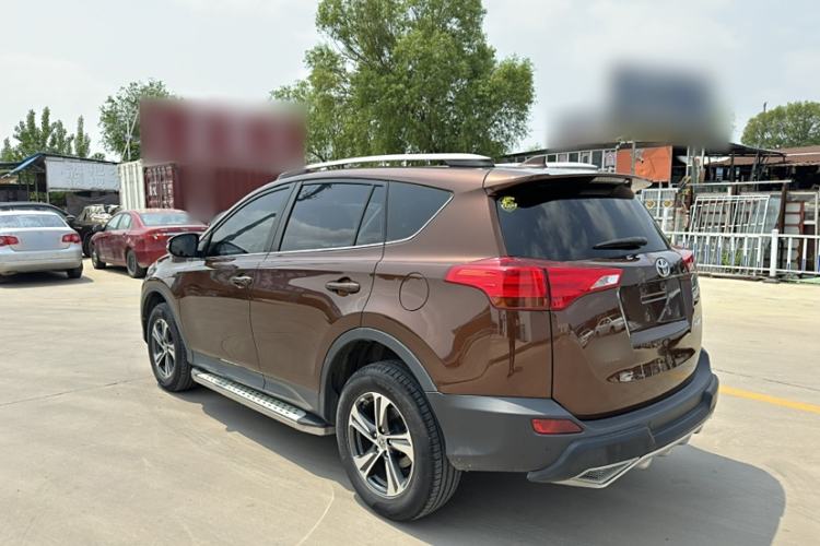 Used Toyota RAV4 2015 2.0L CVT Two-Wheel Drive Fashion Edition
