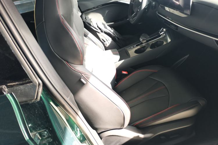 Used MG 7 2023 1.5T DCT Elegant & Graceful Edition