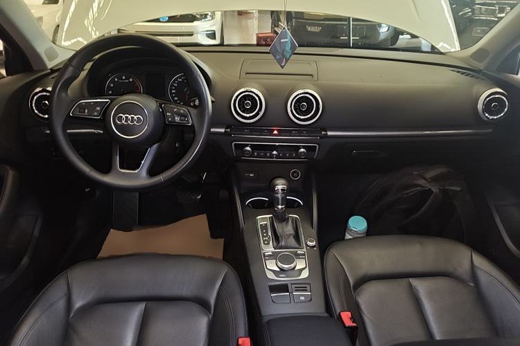 Used Audi A3 2019 Limousine 35 TFSI Style Edition China VI Emission Standard
