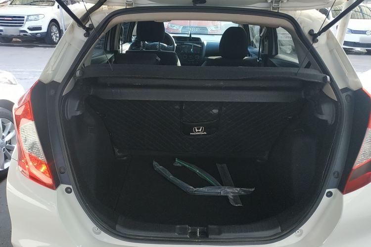 Used Honda Fit 2018 1.5L Manual Comfort Edition