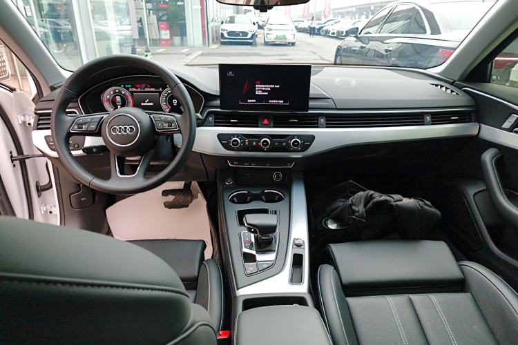 Used Audi A4L 2024 40 TFSI Fashion Dynamic Model