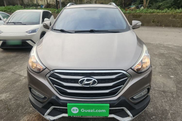 Used Hyundai ix35 2015 2.0L Automatic 2WD Smart Type China IV