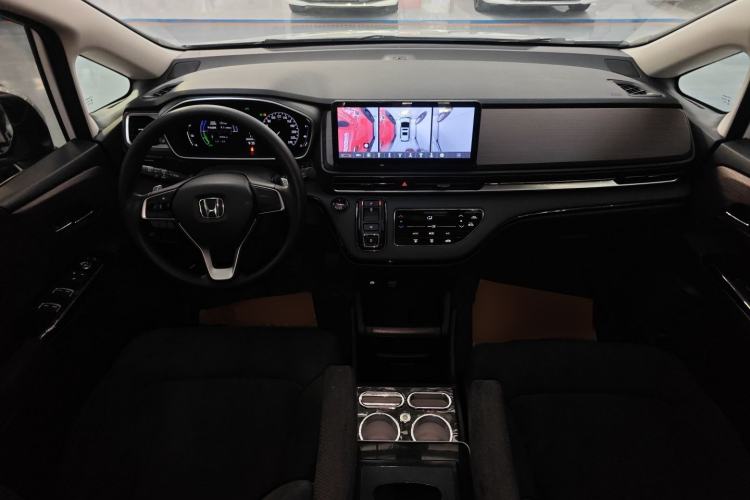 Used Honda Odyssey 2024 2.0L eHEV Sharp & Enjoy Edition