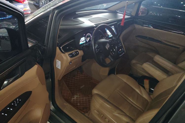 Used Buick GL8 2018 ES 28T Premium Model China VI Standard
