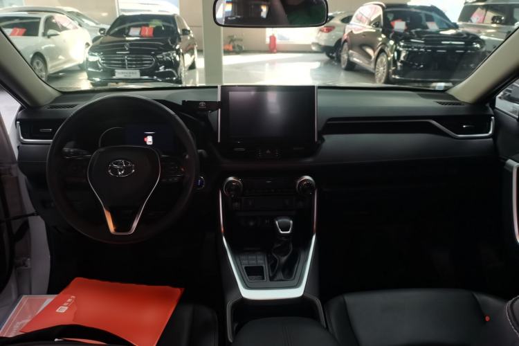 Used Toyota RAV4 2021 2.0L CVT 4x4 Style PLUS Edition
