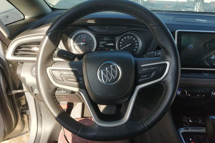 Used Buick GL6 2019 18T 6-Seater Connected Luxury Version China VI Standard