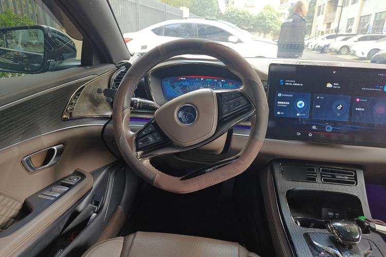 Used BYD Han 2022 DM-i 121KM Luxury Model
