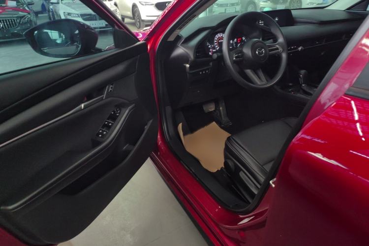 Used Mazda Mazda 3 Axela 2021 2.0L Automatic Zhiqing Edition
