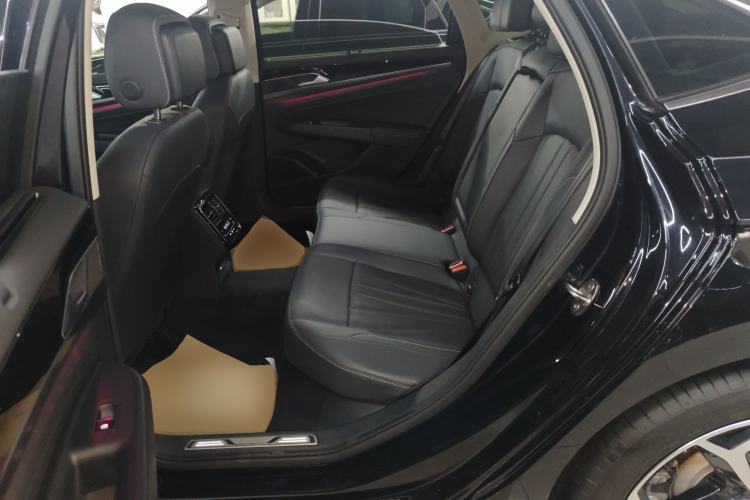 Used Volkswagen Passat 2025 Outstanding Model 380TSI Starry Dragon Glorious Edition
