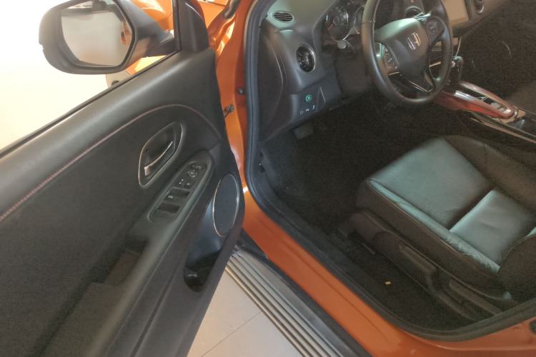 Used Honda XR-V 2015 1.8L VTi CVT Luxury Edition
