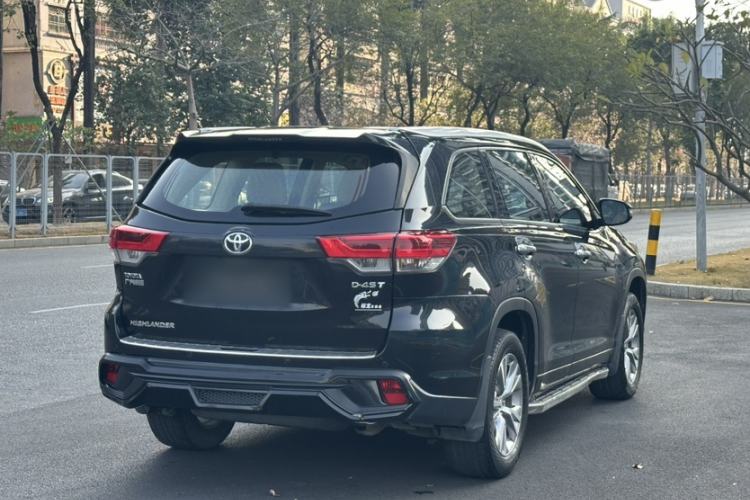 Used Toyota Highlander 2018 2.0T Two-Wheel Drive Elite Version 5 Seats China VI Standard