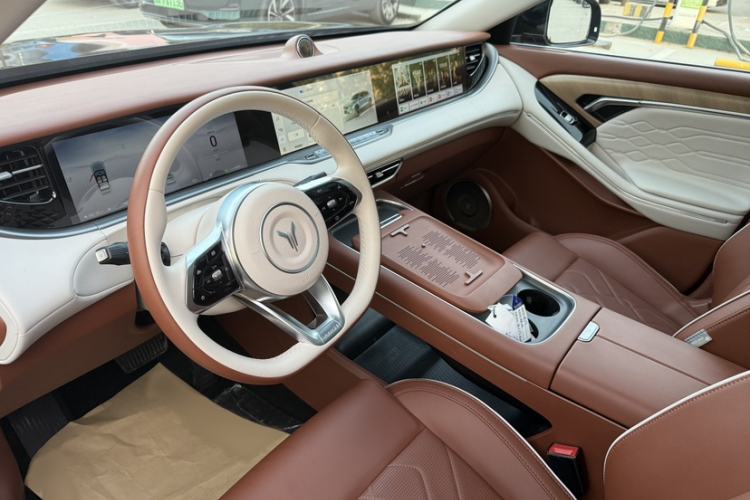 Used VOYAH FREE 2024 Ultra-Long Range Intelligent Driving Version
