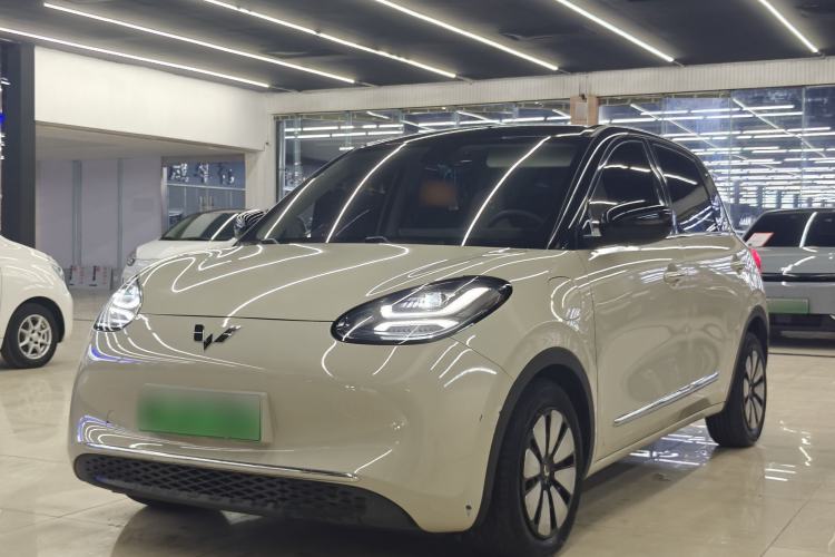 Used Wuling Bingo 2023 333 km Lingxi Connected+ Version
