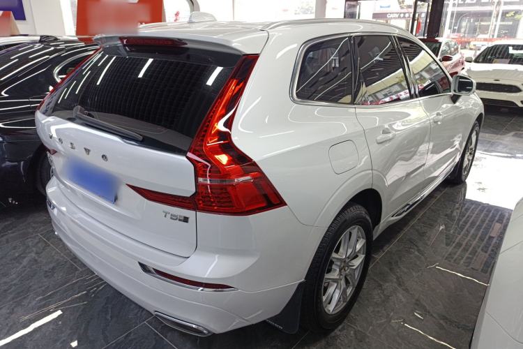 Used Volvo XC60 2021 T5 4x4 Smart Luxury Edition