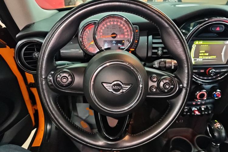 Used MINI MINI 2014 1.5T COOPER Fun