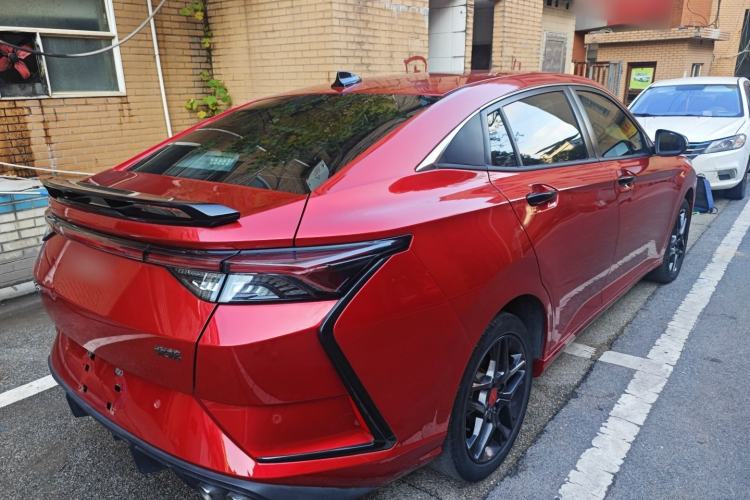 Used Dongfeng Aeolus Yixuan 2022 230T Automatic Adaptive-Beam Knight Edition