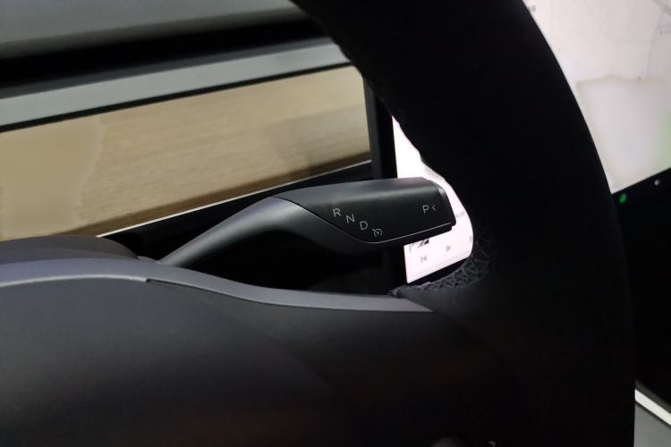 Used Tesla Model Y 2021 Standard Range Rear-Wheel Drive Version
