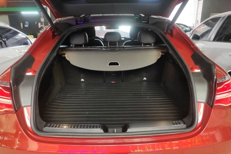 Used Mercedes-Benz GLC Coupe 2017 GLC 200 4MATIC Coupe SUV
