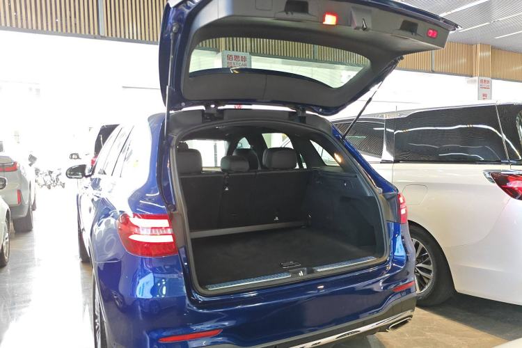 Used Mercedes-Benz GLC 2017 GLC 260 4MATIC Dynamic Edition
