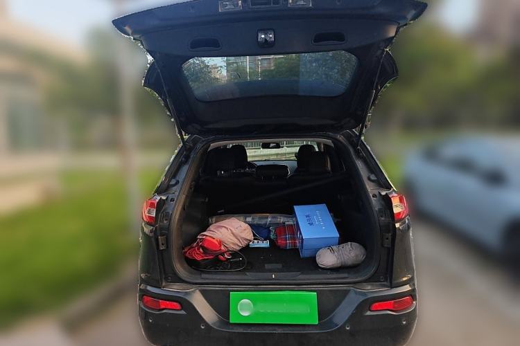 Used  Cherokee 2017 2.4L Professional Smart Edition
