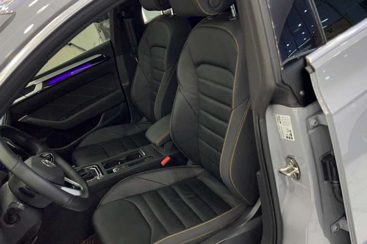 Used Volkswagen FAW-Volkswagen CC 2023 380TSI Striking Edition
