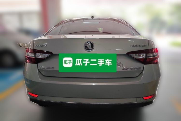 Used Skoda Superb 2016 TSI330 DSG Innovation Edition