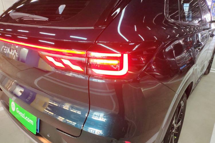 Used Dongfeng Aeolus Huge 2022 Mach Power 1.5T DareDrive Edition · Smart