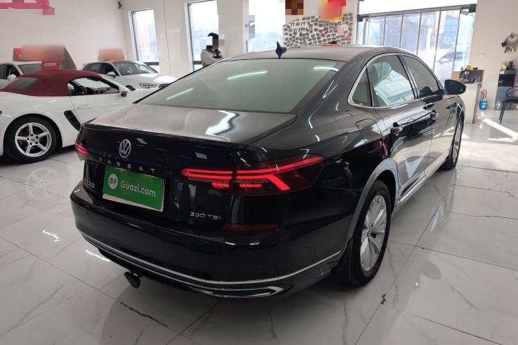 Used Volkswagen Passat 2020 330TSI Elite Edition China VI
