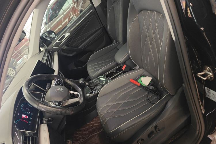 Used Volkswagen Tiguan L 2023 330TSI Automatic Two-Wheel Drive R-Line Enjoyment Edition