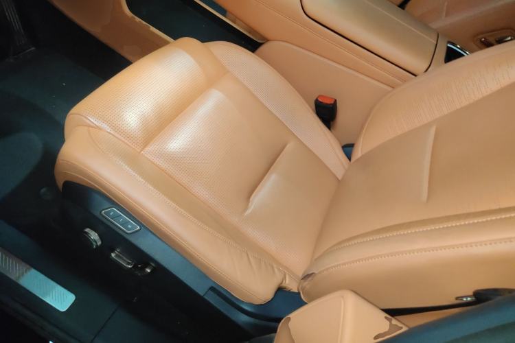 Used Lynk & Co 900 2025 1.5T Ultra
