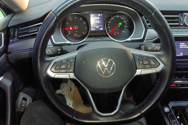 Used Volkswagen Magotan 2020 330TSI DSG Leading Model
