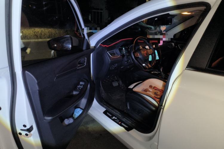 Used Roewe i5 2019 20T Automatic Intelligent Connectivity Super-Power Supreme Edition