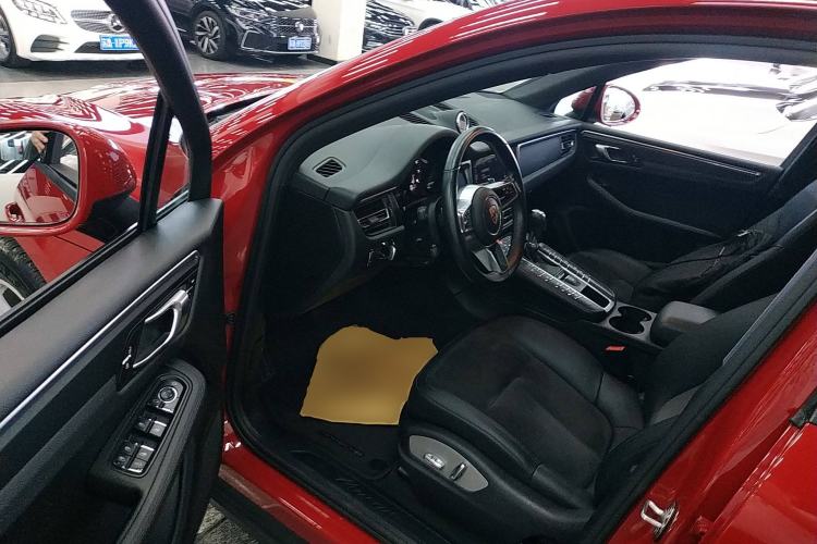 Used Porsche Macan 2020 Macan 2.0T
