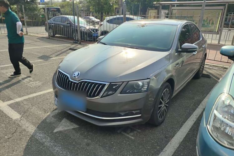 Used Skoda Octavia 2018 TSI230 DSG Luxury Enjoyment Edition
