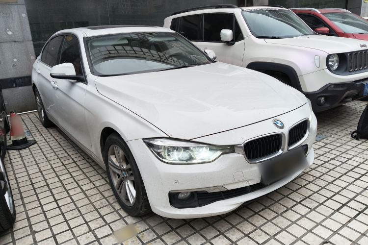 Used BMW 3 Series 2016 320Li Ambition Model
